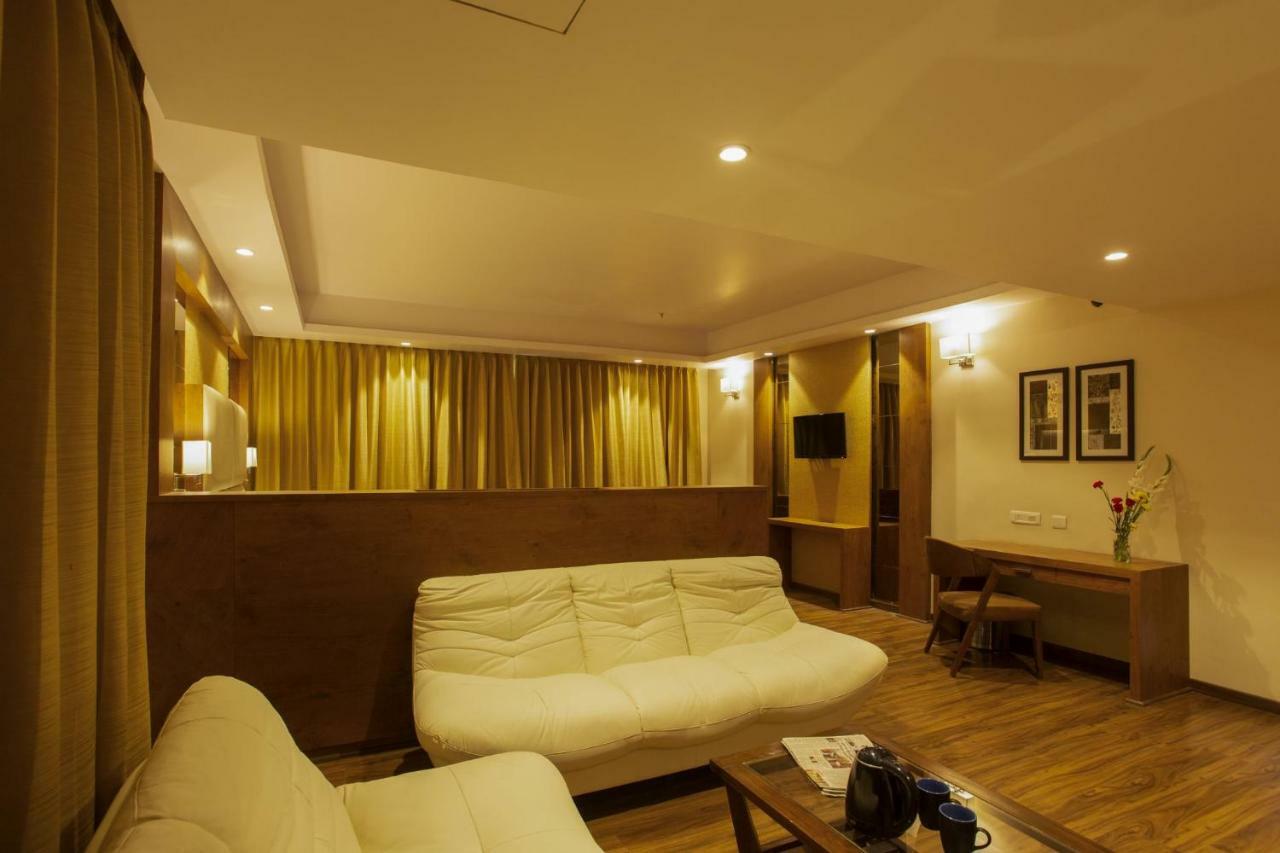 Sarovar Portico, Somnāth Esterno foto