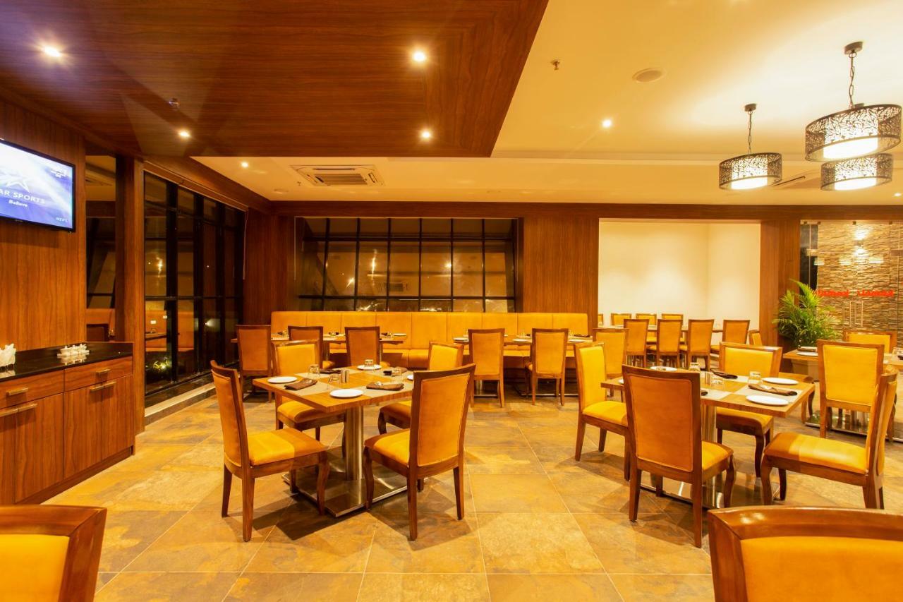 Sarovar Portico, Somnāth Esterno foto